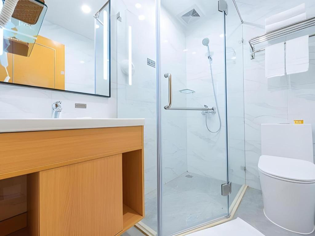 Carrianna Hotel Foshan Eksteriør billede
