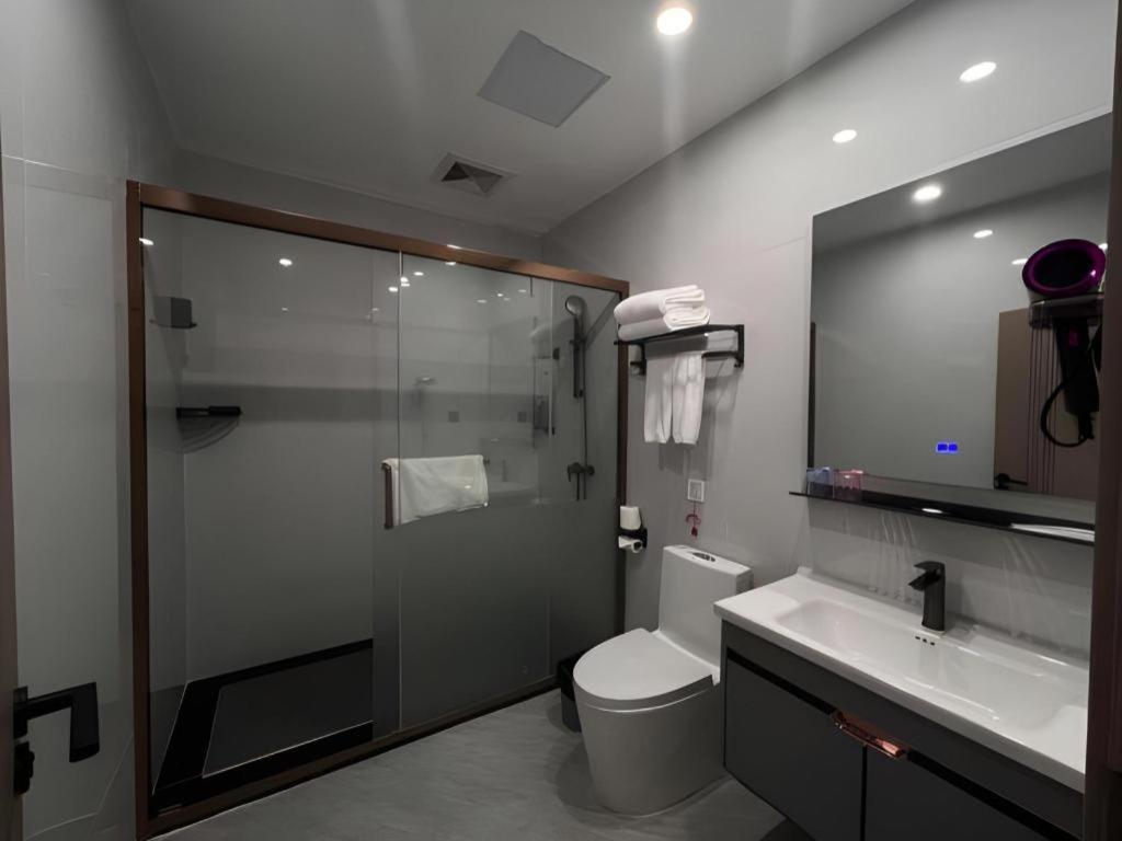 Carrianna Hotel Foshan Eksteriør billede