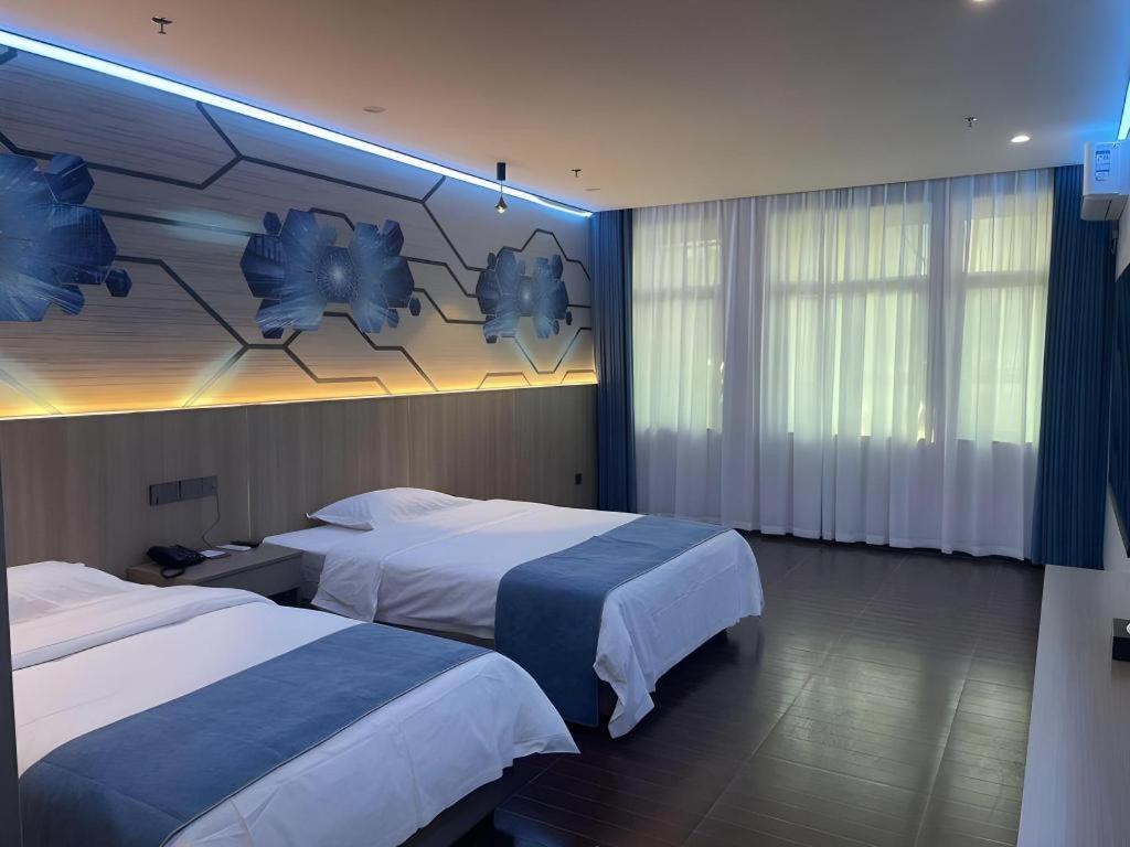 Carrianna Hotel Foshan Eksteriør billede