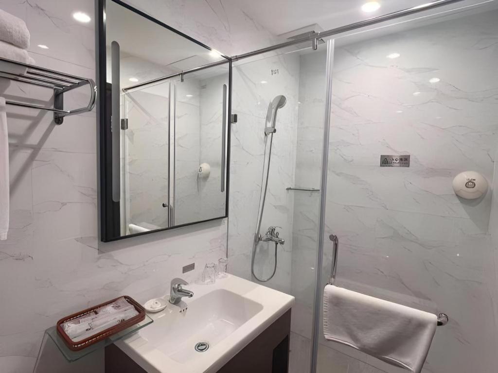 Carrianna Hotel Foshan Eksteriør billede